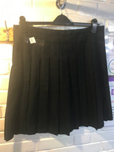 Load image into Gallery viewer, Pre-Loved Navy Stitch Down Pleat Skirt